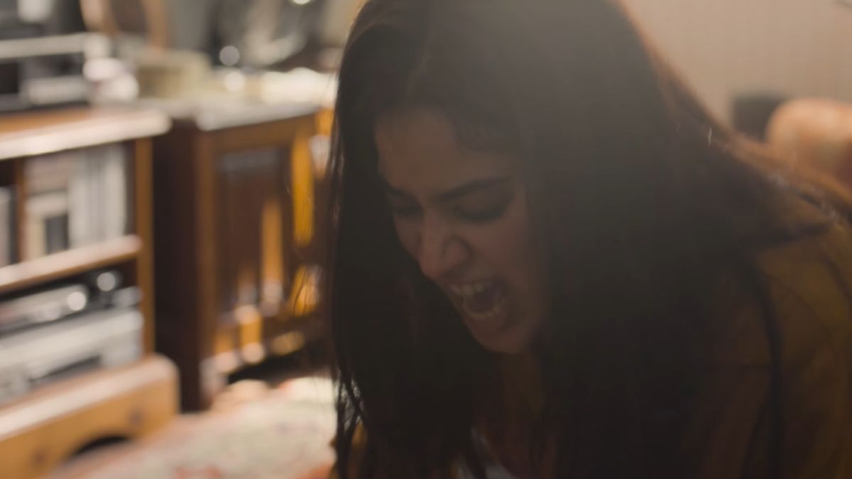 ulajh-teaser-janhvi-kapoor-to-slay-in-intense-avatar-as-she-gets-entangled-in-upcoming-political-thriller-watch